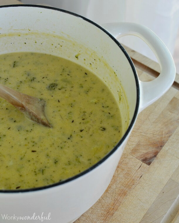broccoli-cheese-soup-recipe-22